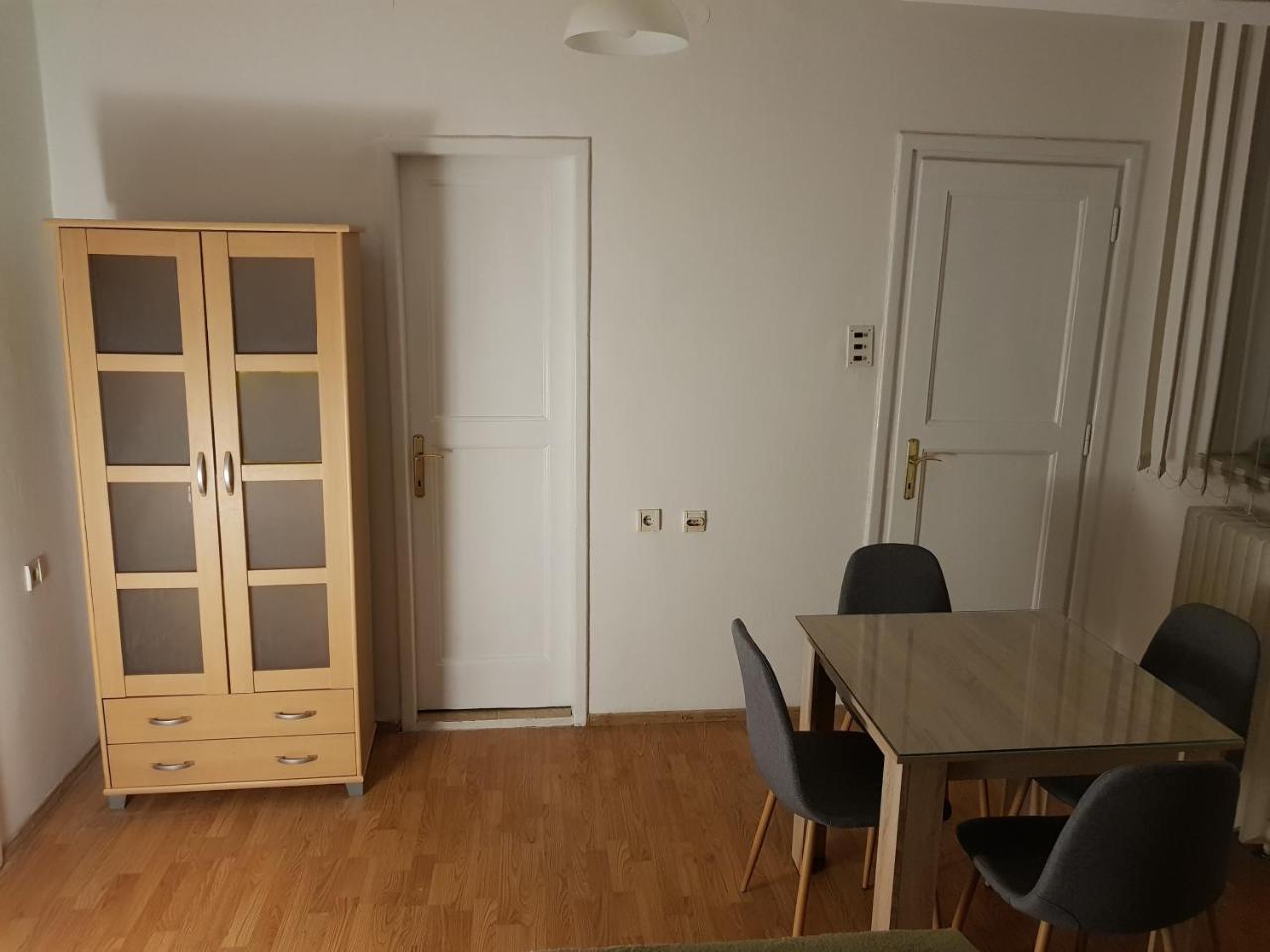 Sara Apartment 바냐루카 외부 사진